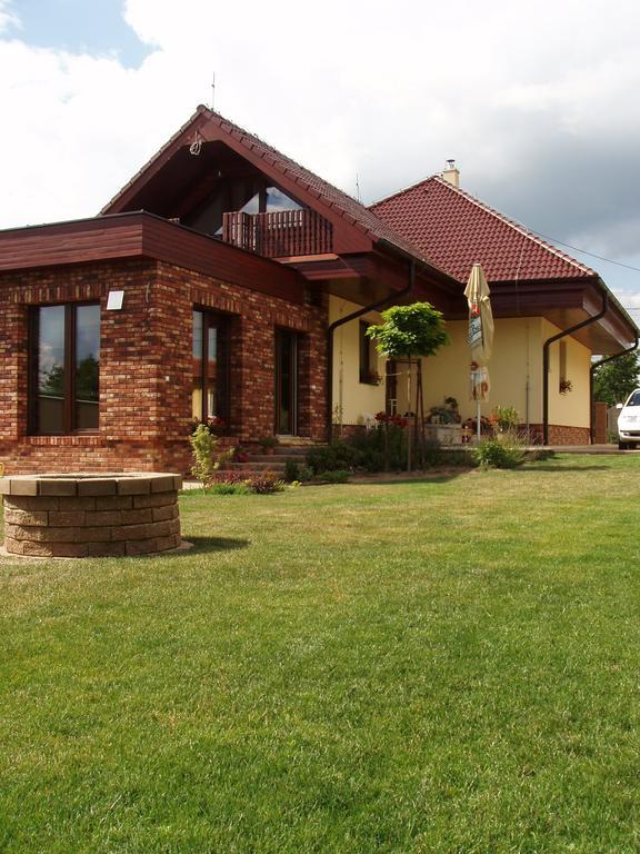 Villa Vilka Relax Podhájska Zimmer foto