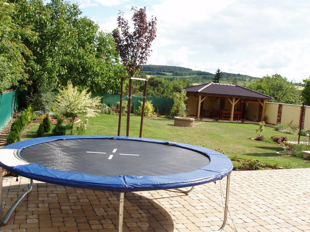 Villa Vilka Relax Podhájska Zimmer foto